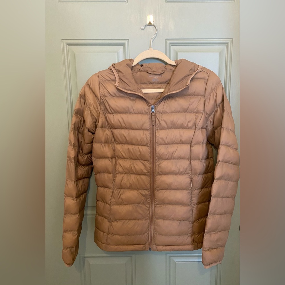 Tan Puffer Jacket Lightweight Size small